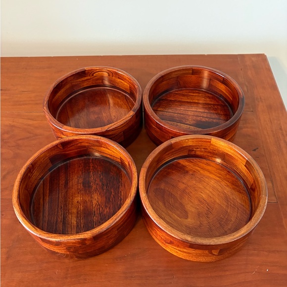 Vintage Wooden Salad Bowl Set w/ 4 Bowls & Serving Utensils - Picture 5 of 13
